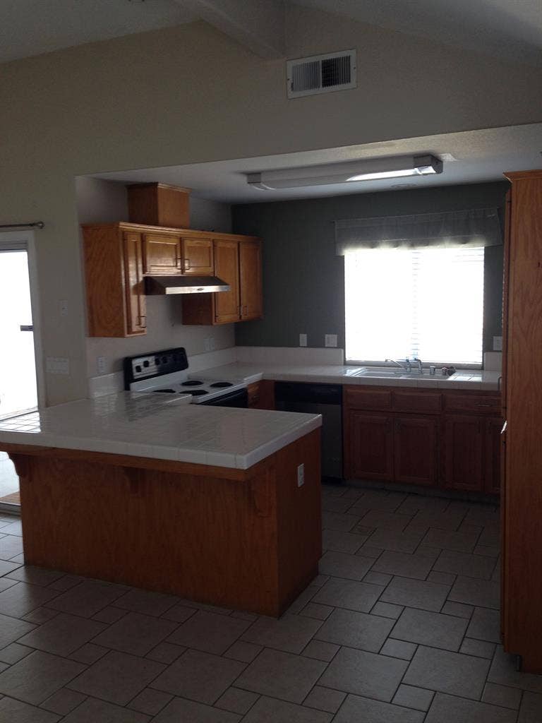 tile floors, vaulted ceilings