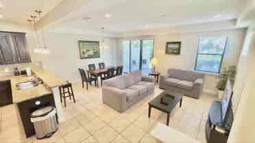Beautiful Private Bedroom Townhome