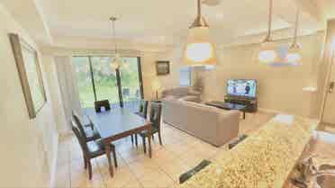 Beautiful Private Bedroom Townhome
