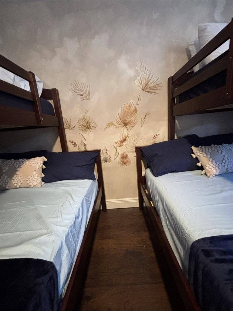 Sharing student rooms