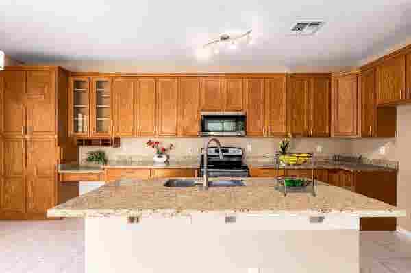 Master Bedroom for Rent