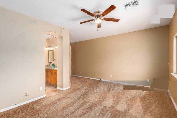 Master Bedroom for Rent