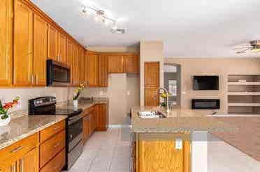 Master Bedroom for Rent