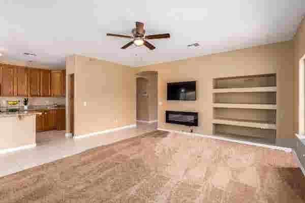 Master Bedroom for Rent