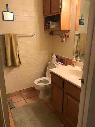 Seeking a chill and fun roommate
