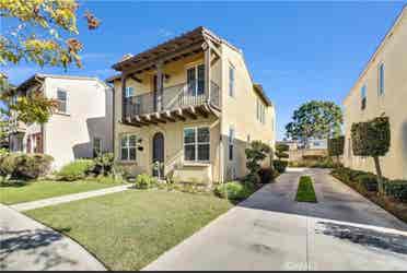Looking for a roommate!