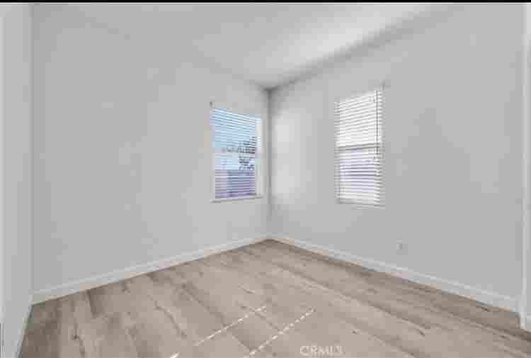 Looking for a roommate!