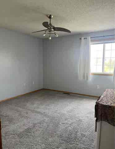 Big room with walking closet