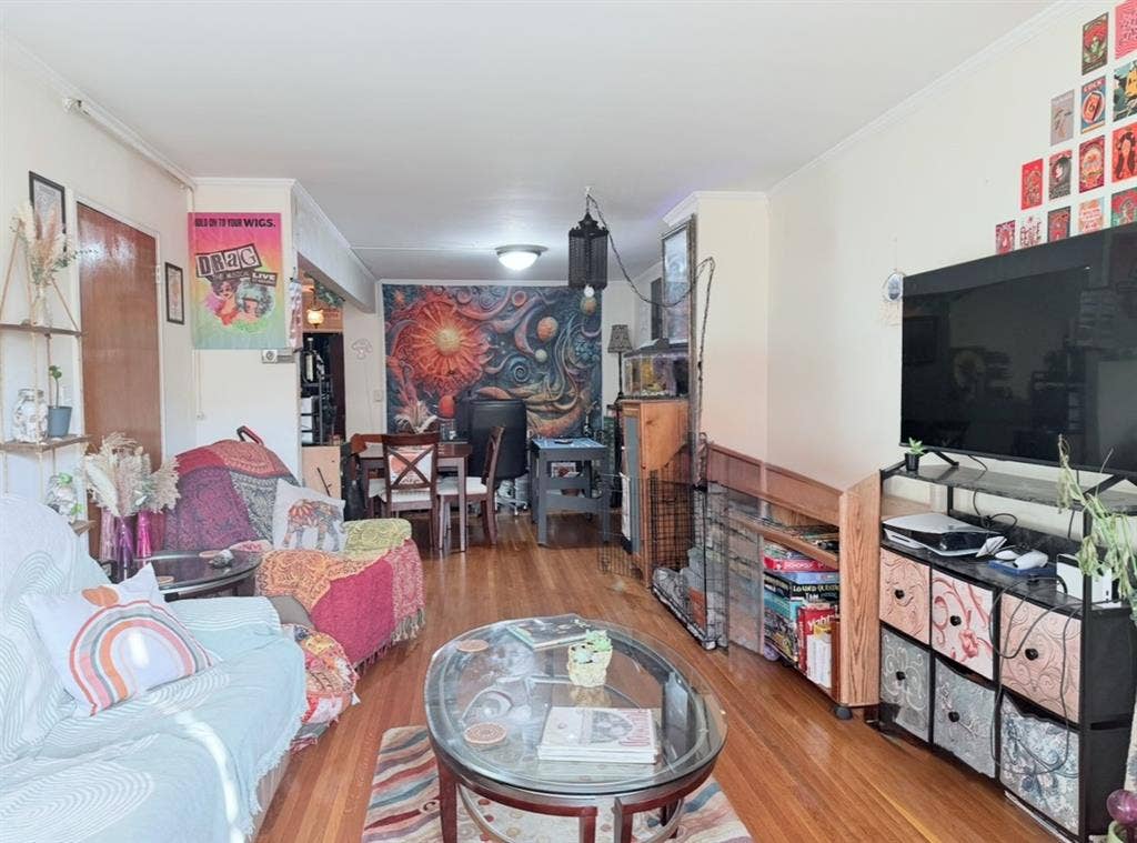 Lg Private BR in Astoria- Sept 1st
