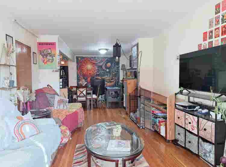 Lg Private BR in Astoria- Sept 1st