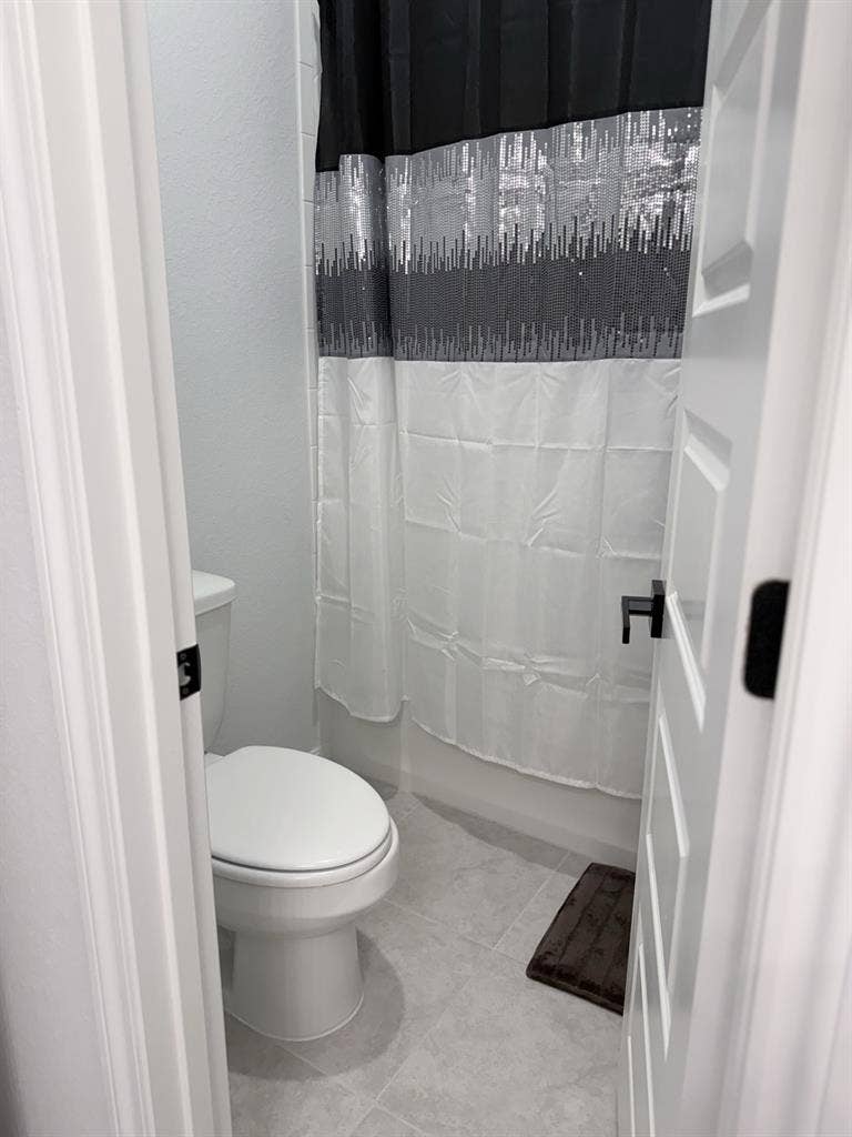Room for rent in Georgetown