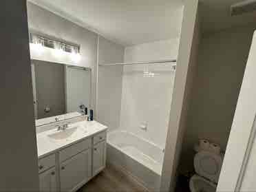 Cozy room for rent