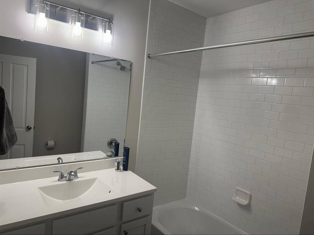 Cozy room for rent