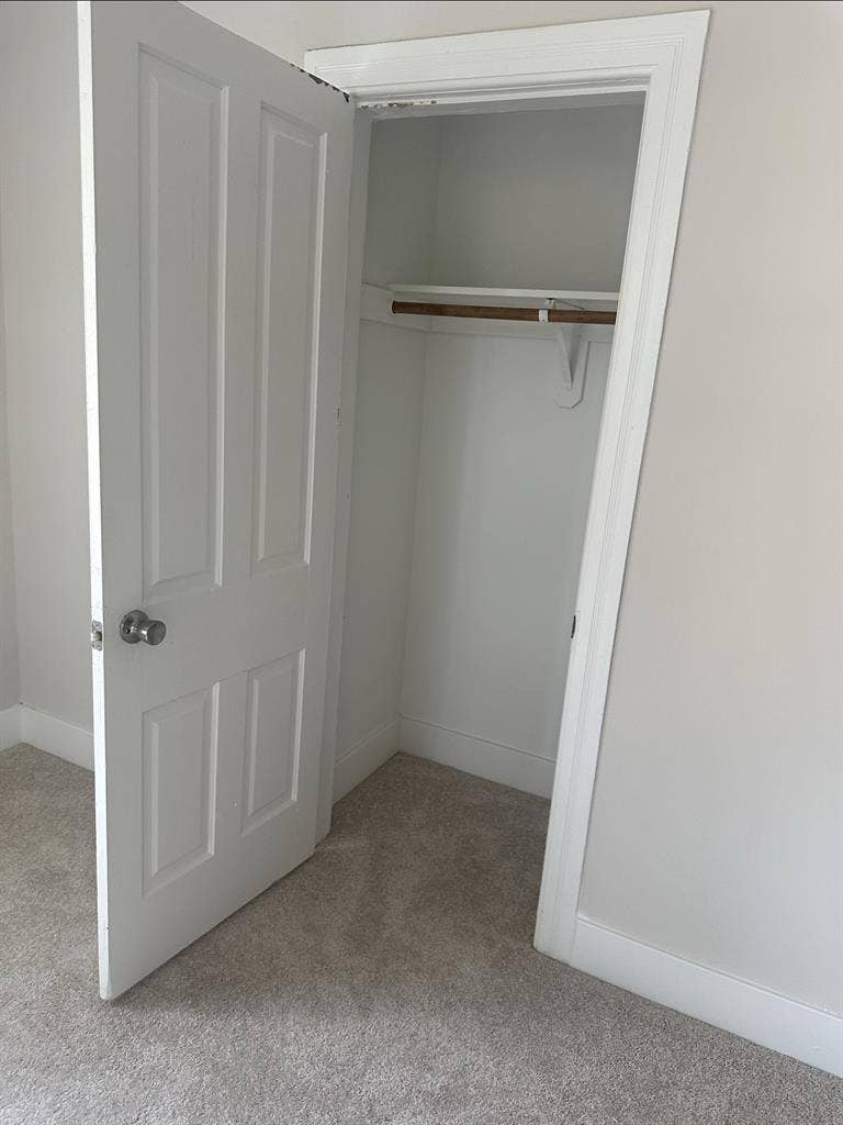 Cozy room for rent