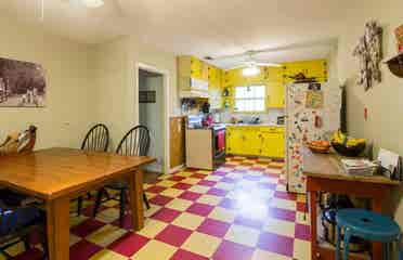 Room Available in Cottage