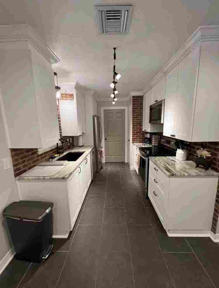 Bedroom available for student