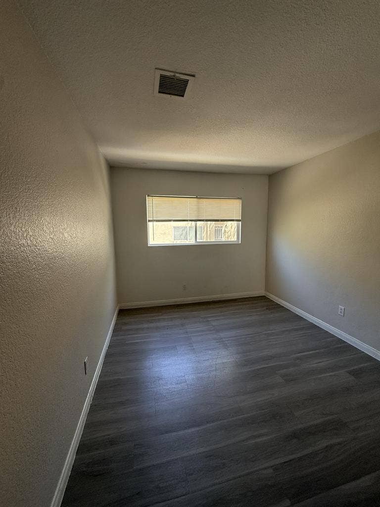 Room to rent