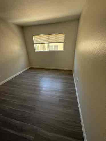 Room to rent
