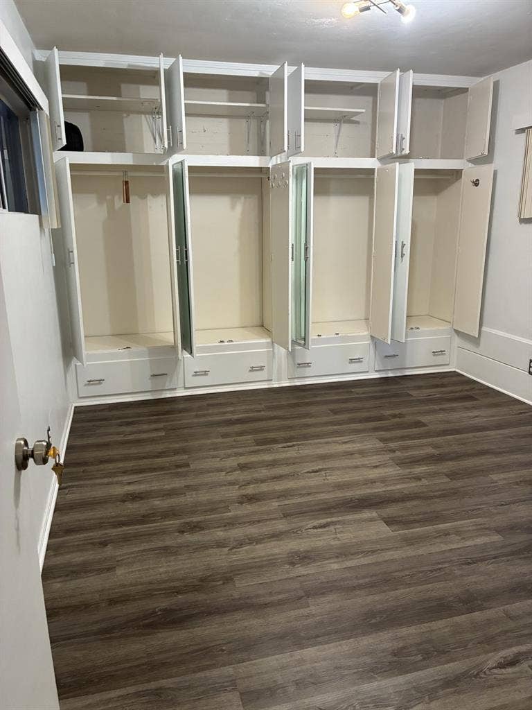 CLEAN, ORGANIZED, ECONOMICAL