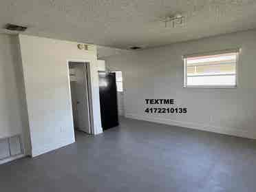 Large room for rent