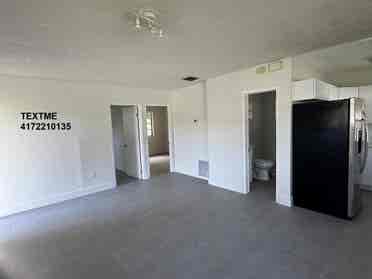 Large room for rent