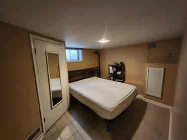 Yonge/Sheppard 2 Bedroom -All Incl.