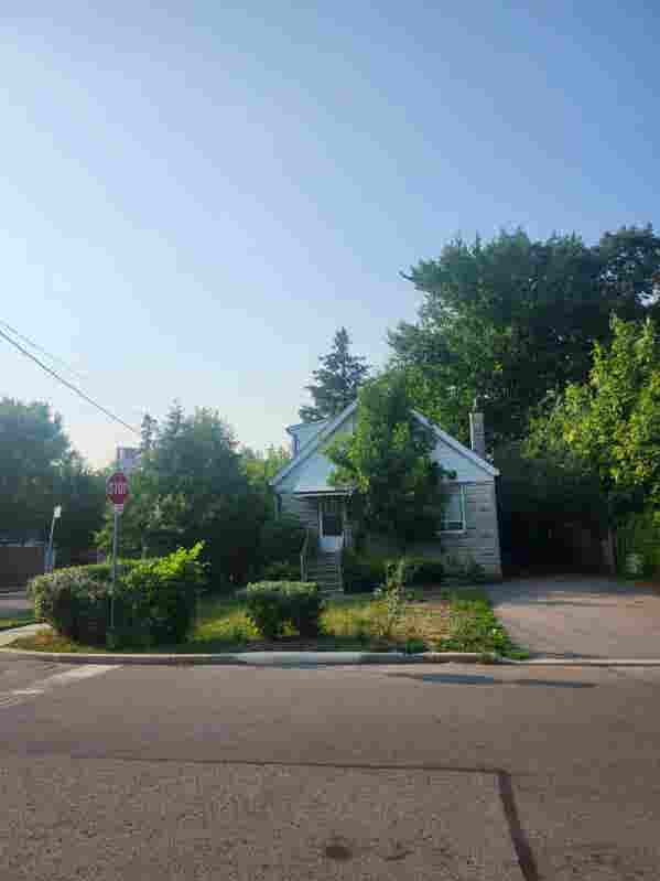 Yonge/Sheppard 2 Bedroom -All Incl.