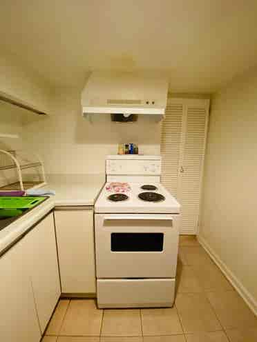 Yonge/Sheppard 2 Bedroom -All Incl.