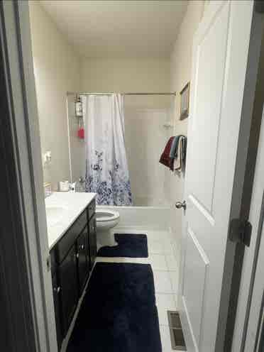 Room in Gorgeous townhouse Fairfax