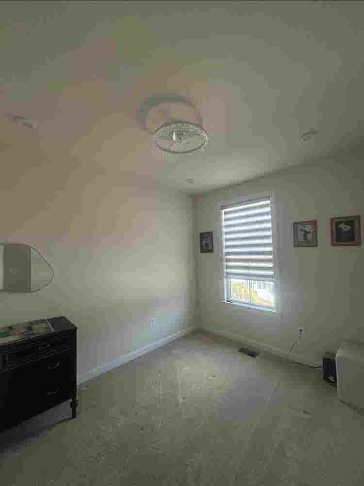 Room in Gorgeous townhouse Fairfax