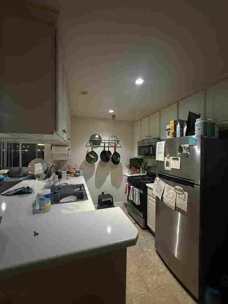 Shared bedroom in West LA/Sawtelle