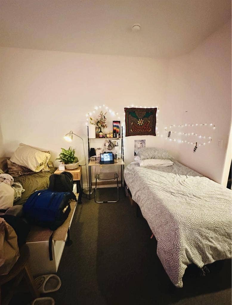 Shared bedroom in West LA/Sawtelle