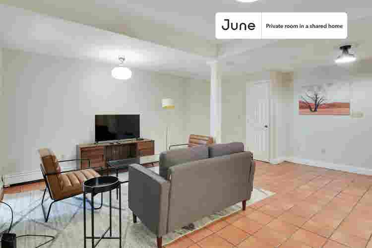 5 BR in Boston
