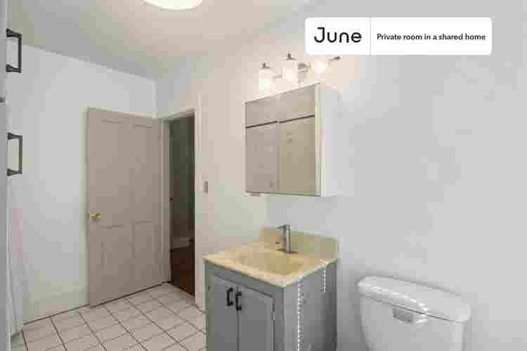 6 BR in Boston
