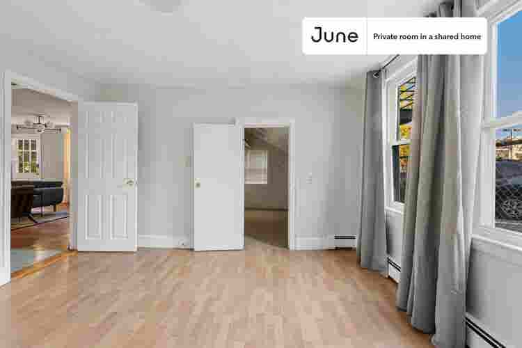 2 BR in Boston