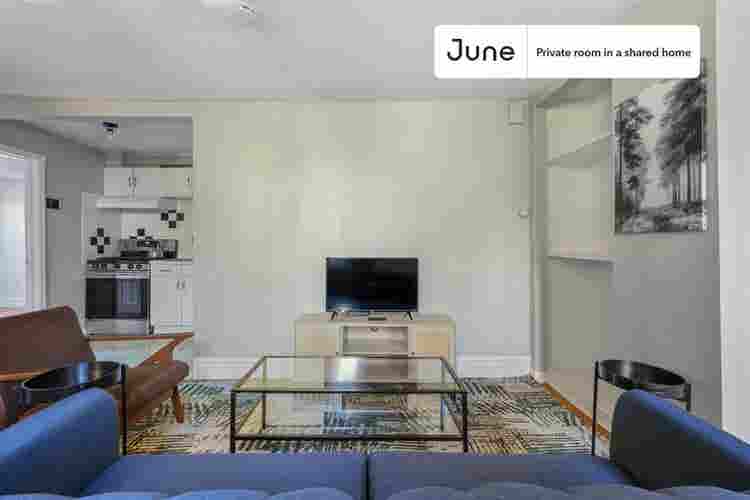2 BR in Boston