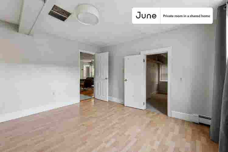 2 BR in Boston