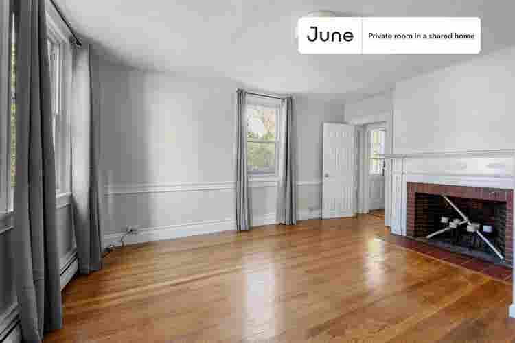 2 BR in Boston