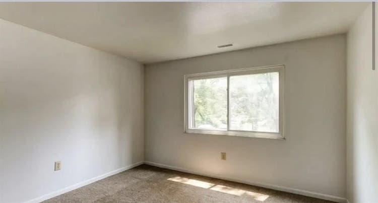 Apartment Available Immediately