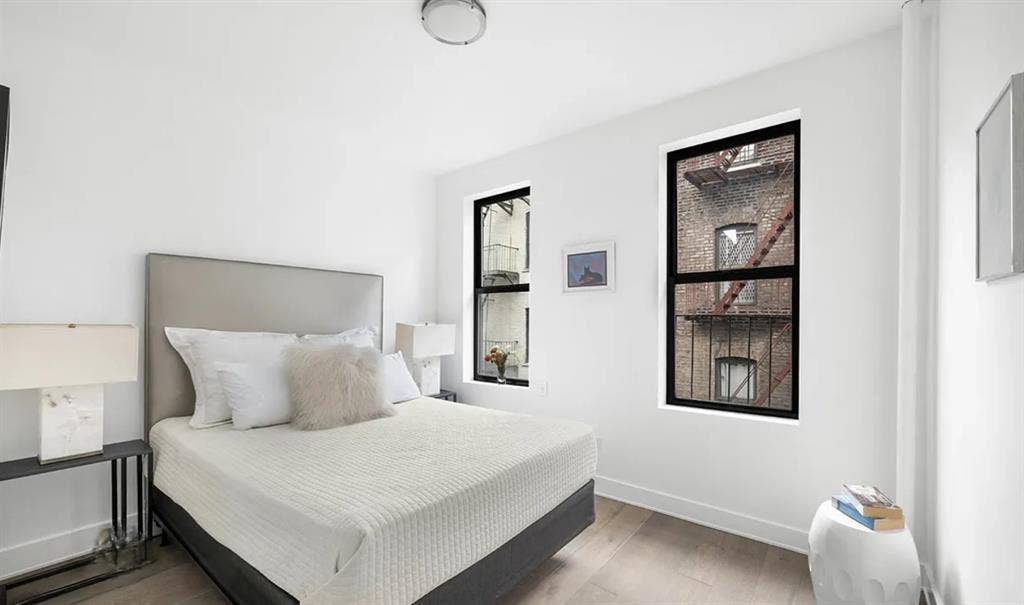 Furnished private bedroom in UWS