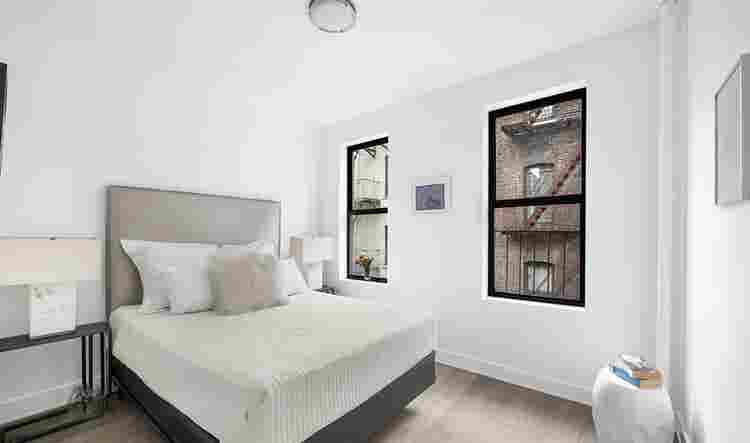 Furnished private bedroom in UWS