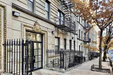 Furnished private bedroom in UWS