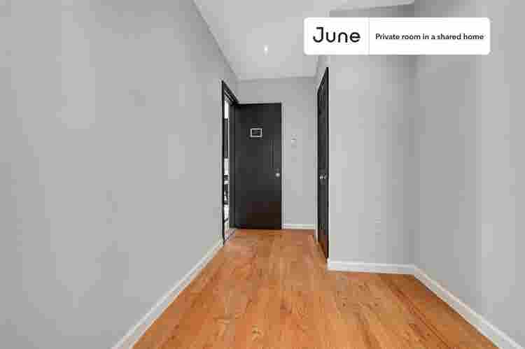 4 BR in New York City