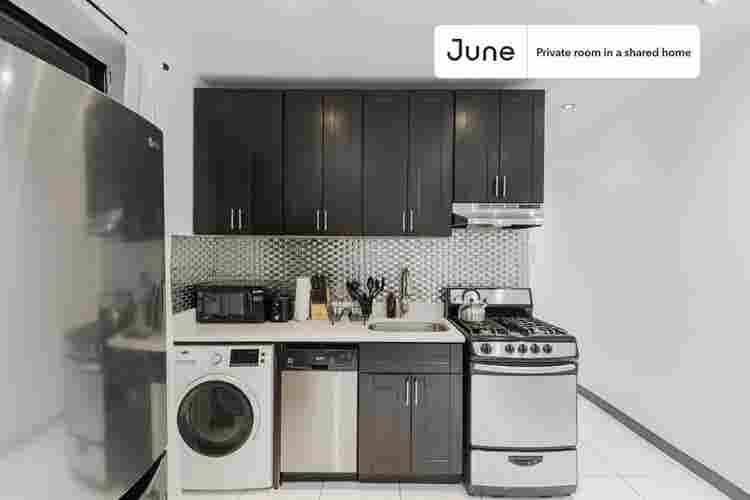 3 BR in New York City