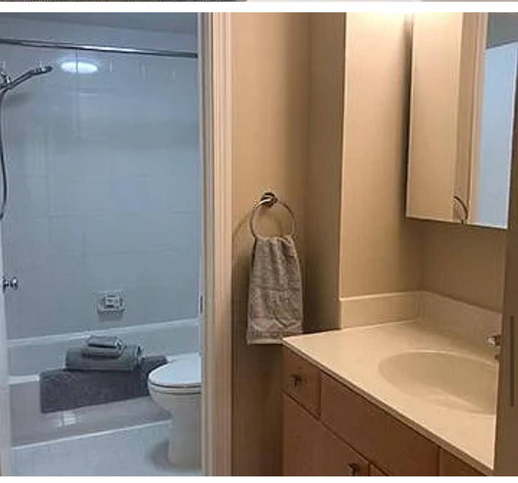 Dupont Circle Studio