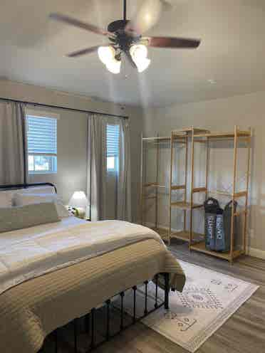 Large furnished clean room