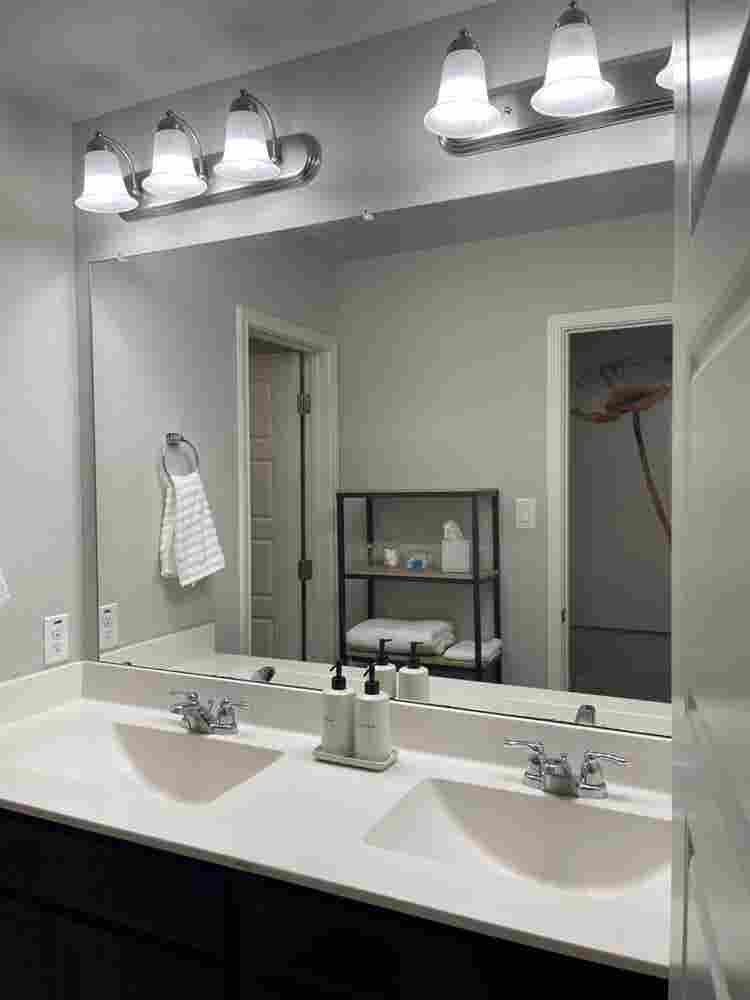 Large furnished clean room