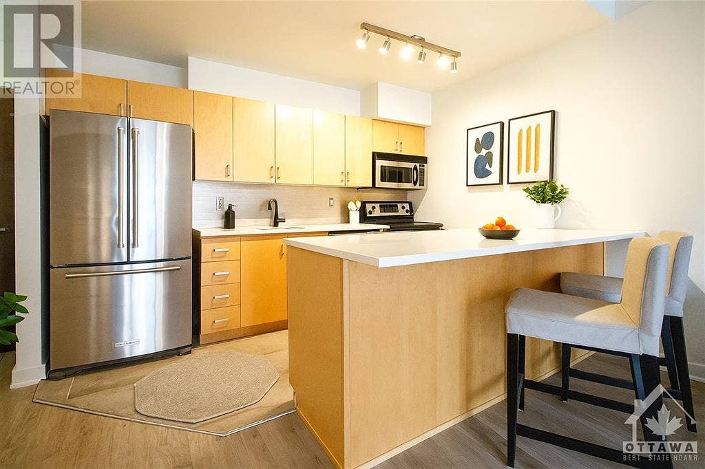2 bedroom condo available