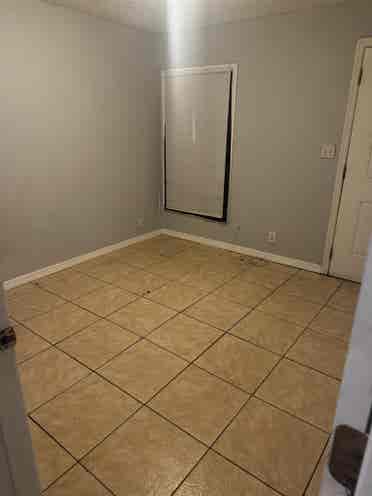 2 bedrooms available