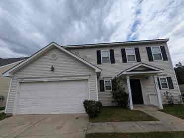 4 BR in Charlotte